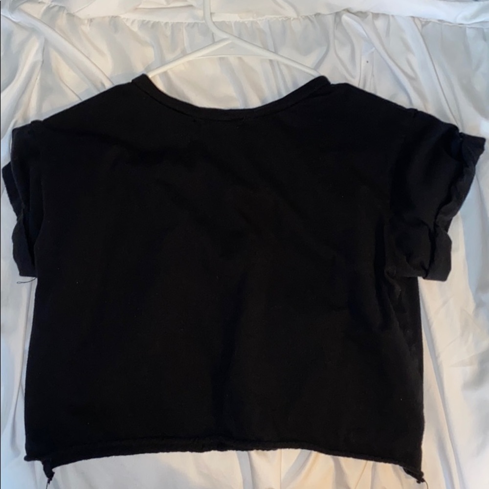 Crop top - Picture 2 of 2